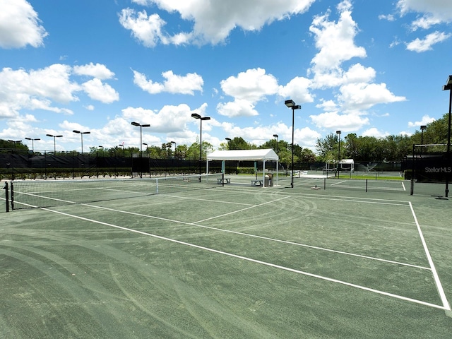 114 Southampton Pl N Unit 237, Venice, FL 34293 - view of tennis court
