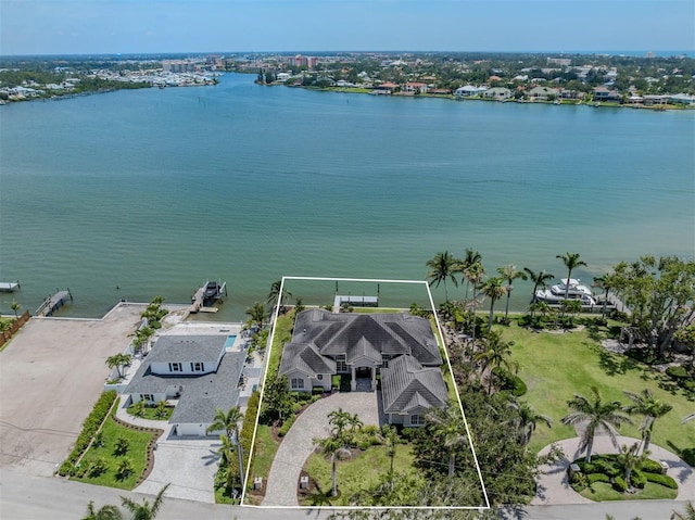 333 Sunrise Dr, Nokomis, FL 34275 - aerial overview of property's location with property boundaries highlighted and a nearby body of water
