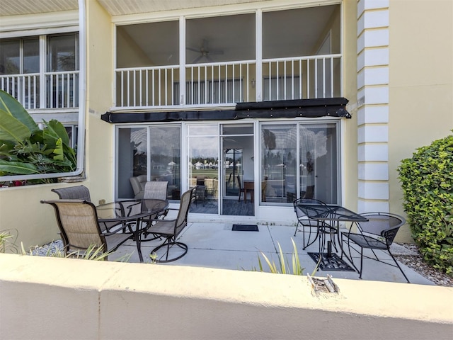 418 Cerromar Ct Unit 158, Venice, FL 34293 - view of patio with a balcony