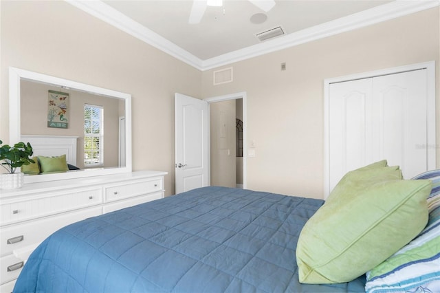 235 Base Ave E Unit 207, Venice, FL 34285 - bedroom with crown molding and ceiling fan