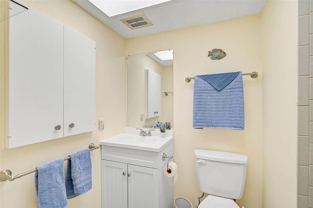 708 Tamiami Trl S Unit 115, Venice, FL 34285 - bathroom with vanity and toilet