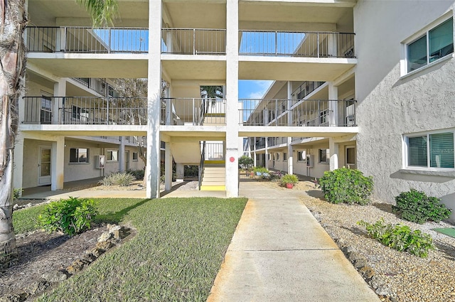 708 Tamiami Trl S Unit 115, Venice, FL 34285 - view of apartment building / complex