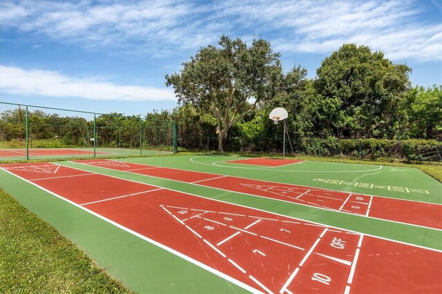 188 Grand Oak Cir, Venice, FL 34292 - view of sport court with community basketball court