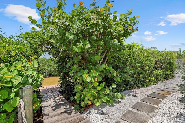 755 Eagle Point Dr, Venice, FL 34285 - photo 46