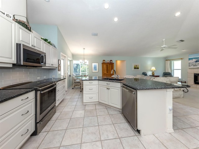 609 Madrid Ave, Venice, FL 34285 - photo 8