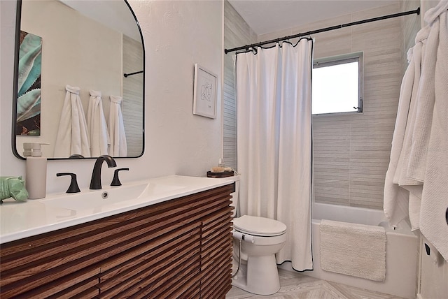 3340 Webber St, Sarasota, FL 34239 - bathroom featuring toilet, shower / tub combo with curtain, and vanity