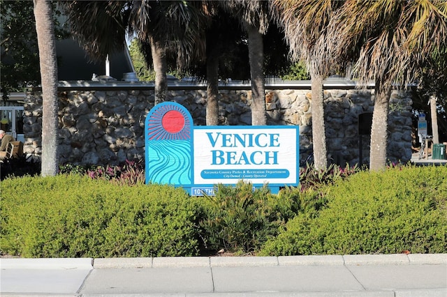 132 Bayou Dr, Venice, FL 34285
