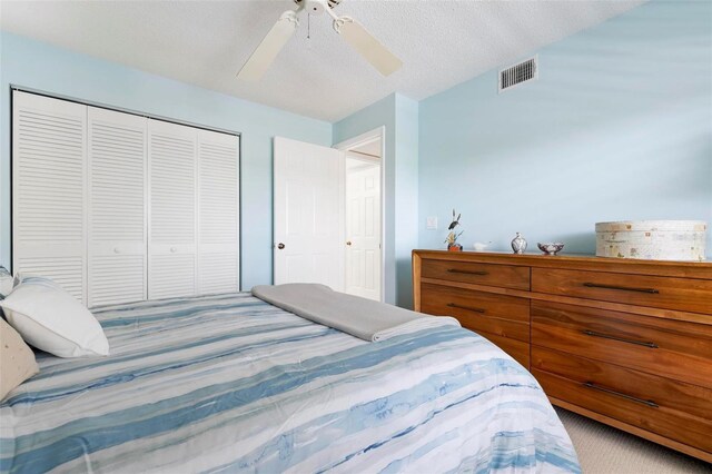 849 Wexford Blvd Unit 849, Venice, FL 34293 - bedroom with a closet and a ceiling fan