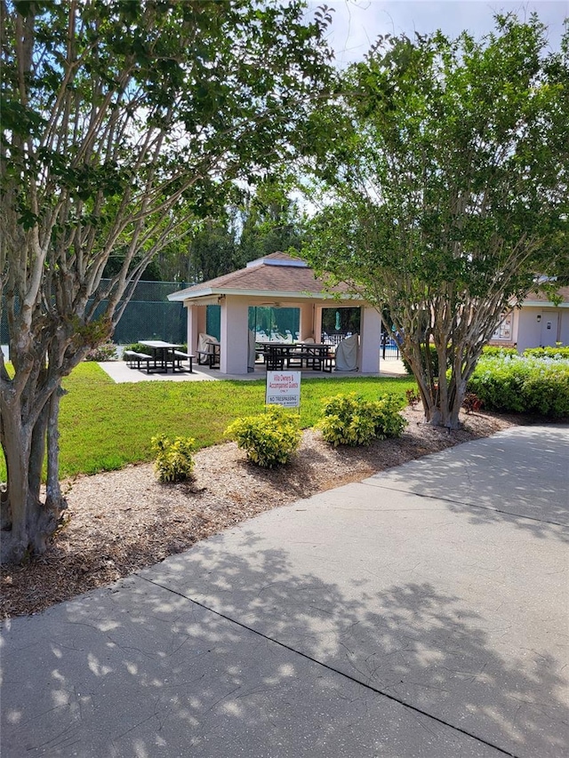 482 Pendleton Pl, Venice, FL 34292 - view of community featuring a gazebo and a yard