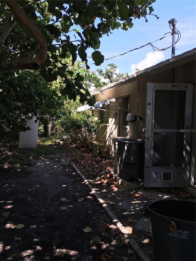 3661 Sterling Rd, Venice, FL 34293 - view of yard
