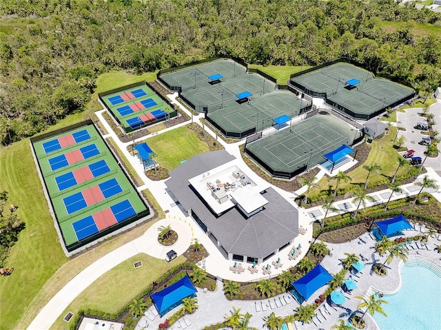 17525 Jadestone Ct, Venice, FL 34293 - aerial view of a pool