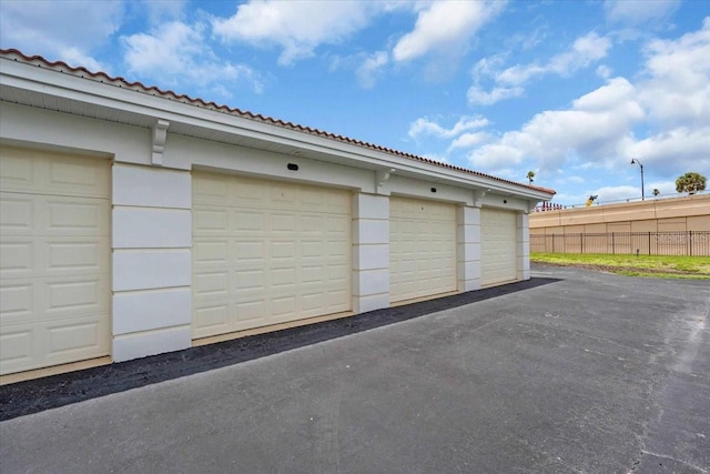 157 Tampa Ave E Unit 305, Venice, FL 34285 - view of garage