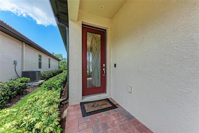 257 Teramo Way, Nokomis, FL 34275 - doorway to property featuring stucco siding