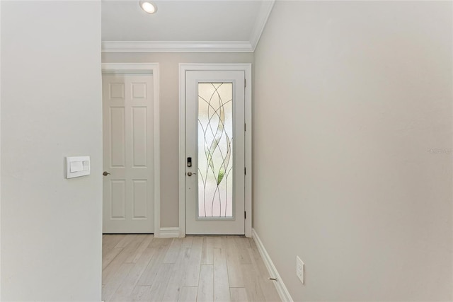 257 Teramo Way, Nokomis, FL 34275 - entrance foyer with light wood-style flooring, ornamental molding, and recessed lighting