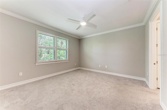 257 Teramo Way, Nokomis, FL 34275 - spare room with light carpet, crown molding, and a ceiling fan