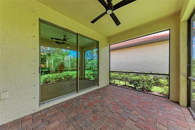 257 Teramo Way, Nokomis, FL 34275 - unfurnished sunroom featuring a ceiling fan