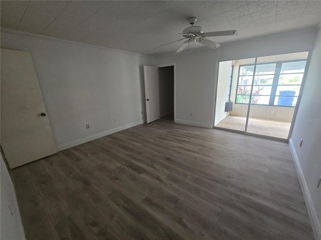 624 White Pine Tree Rd Unit 5, Venice, FL 34285 - spare room featuring wood finished floors, a ceiling fan, and ornamental molding