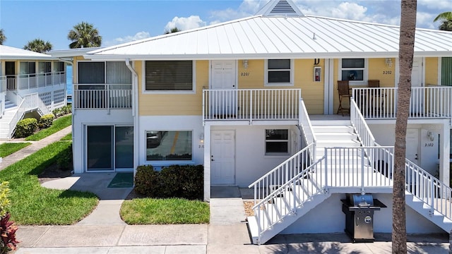 999 Inlet Cir Unit D101, Venice, FL 34285 - view of building exterior with stairway