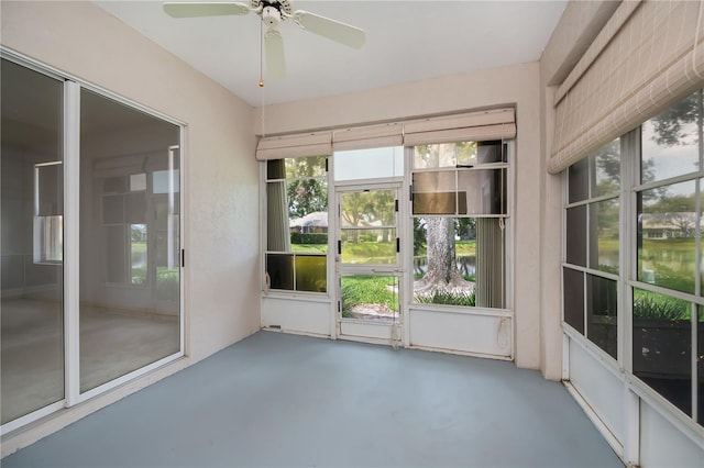 519 Catalina Isles Cir, Venice, FL 34292 - unfurnished sunroom with a ceiling fan