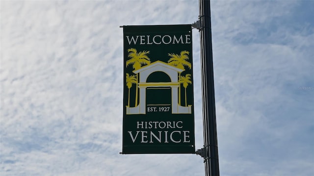 519 Catalina Isles Cir, Venice, FL 34292 - exterior view