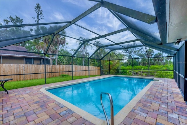 386 Nightingale Rd, Venice, FL 34293 - view of pool featuring a patio area and a lanai