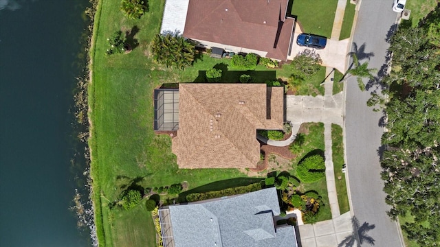 9528 Knightsbridge Cir, Sarasota, FL 34238 - view of property location featuring a large body of water