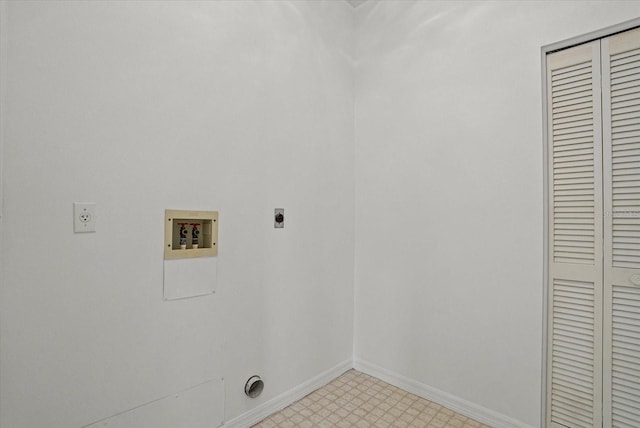 9528 Knightsbridge Cir, Sarasota, FL 34238 - washroom featuring hookup for an electric dryer, light floors, and washer hookup