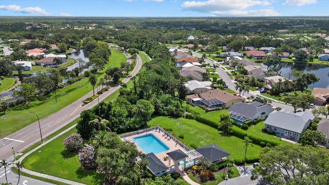 9528 Knightsbridge Cir, Sarasota, FL 34238 - aerial perspective of suburban area with a pool and a large body of water
