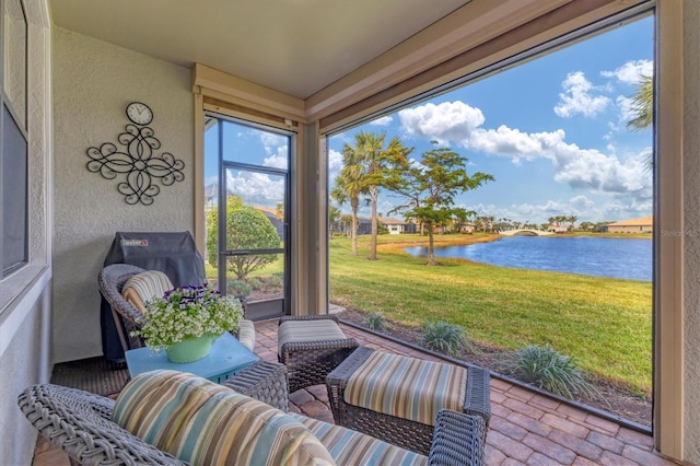 13334 Pacchio St, Venice, FL 34293 - sunroom with a water view