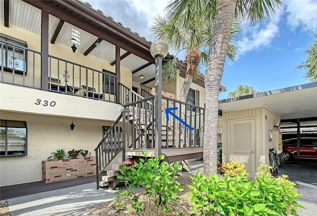 330 Mission Trl N Unit F, Venice, FL 34285 - view of building exterior with stairs