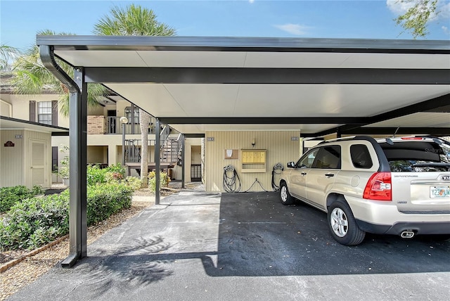 330 Mission Trl N Unit F, Venice, FL 34285 - view of vehicle parking