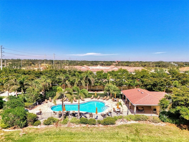 371 Capulet Dr, Venice, FL 34292 - community pool with a patio