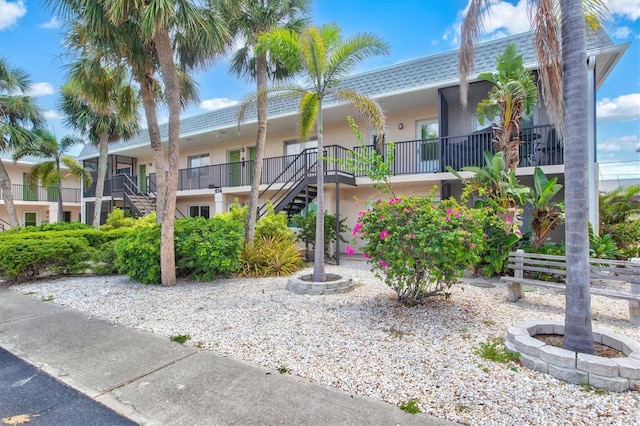 614 Guild Dr Unit 10, Venice, FL 34285 - view of property with stairway