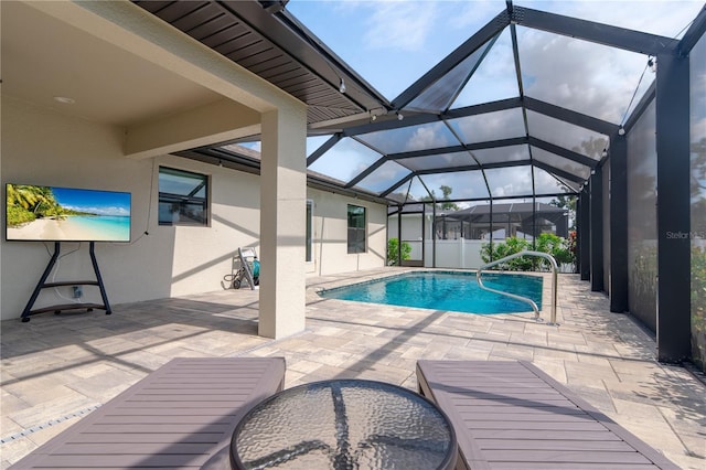 7257 Maguire Ln, Englewood, FL 34224 - outdoor pool featuring a patio area and a lanai