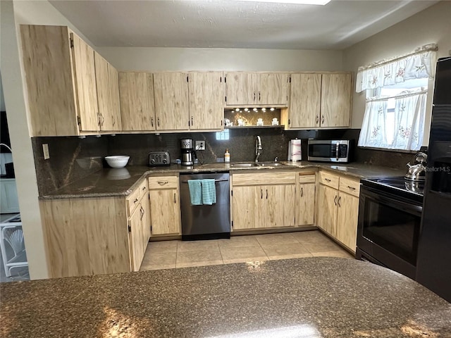 232 Fiesole St, Venice, FL 34285 - photo 4