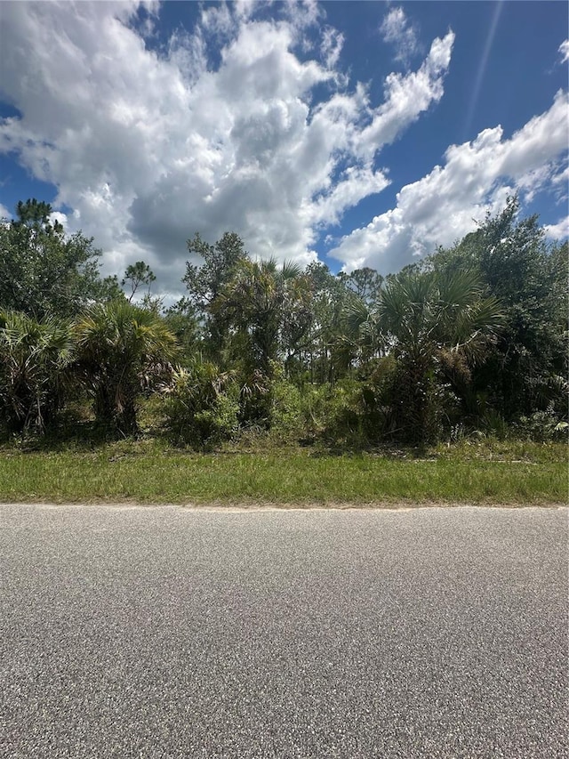 Rentscher Ave, North Port, FL 34291