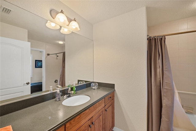 700 Gardens Edge Dr Unit 722, Venice, FL 34285 - bathroom with shower / tub combo and vanity