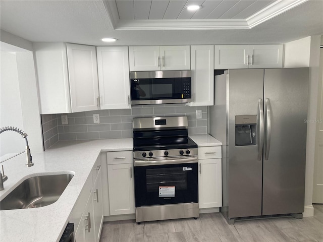 9110 Lunar Ln, Port Richey, FL 34668 - photo 9