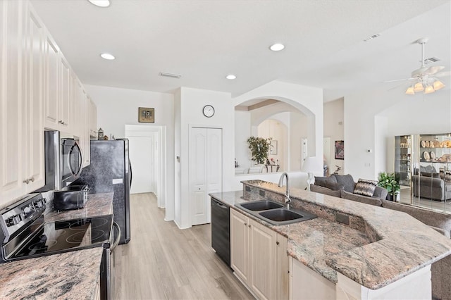 809 Derbyshire Dr, Venice, FL 34285 - photo 32