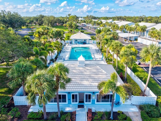 437 Cerromar Ln Unit 424, Venice, FL 34293 - view from above of property with a pool area