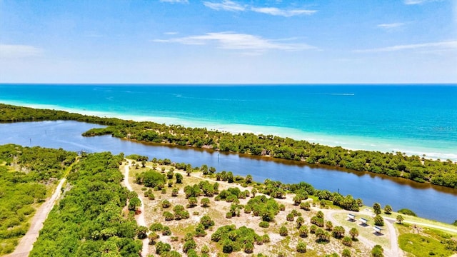 437 Cerromar Ln Unit 424, Venice, FL 34293 - aerial view of a large body of water