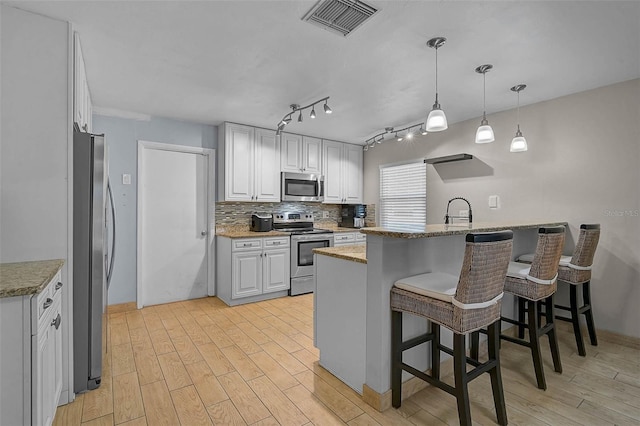 903 E Shannon Ct, Venice, FL 34293 - photo 3