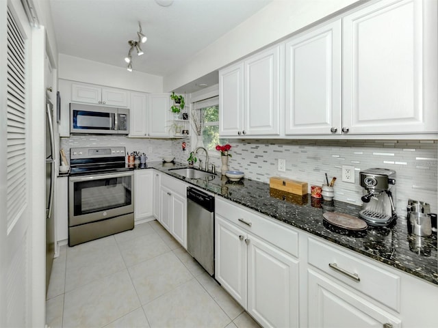 829 Groveland Ave, Venice, FL 34285 - photo 13