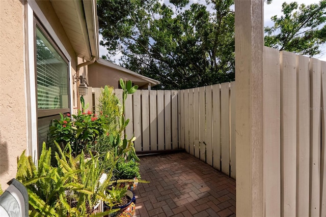 1554 Tallywood Dr Unit 7127, Sarasota, FL 34237 - photo 2