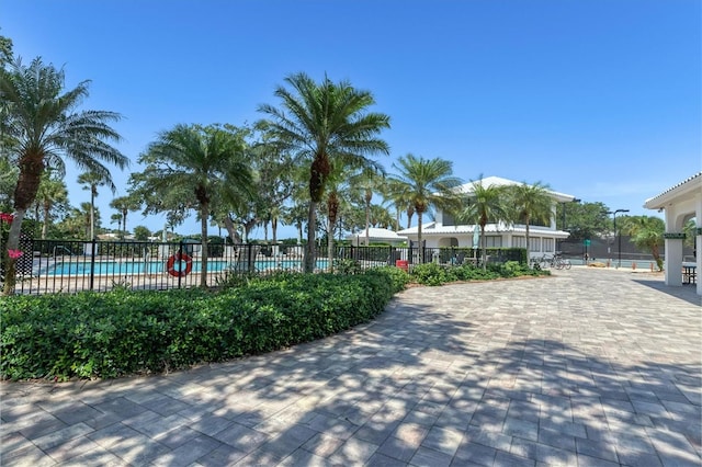 1429 Turnberry Dr, Venice, FL 34292 - view of community pool
