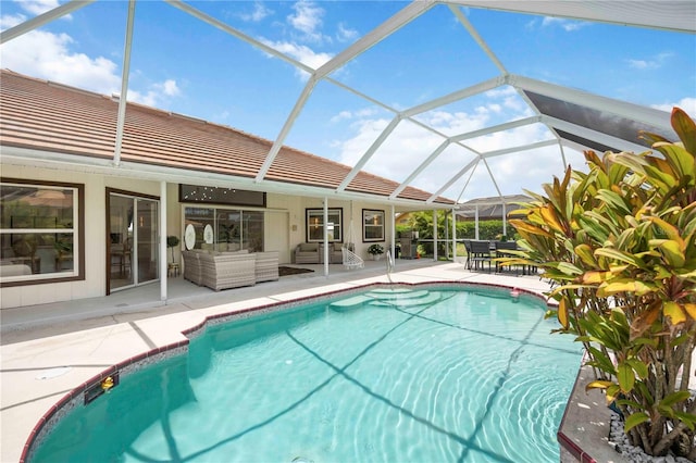 5028 Greenway Ct, North Port, FL 34287 - swimming pool with outdoor lounge area, a patio area, and a lanai