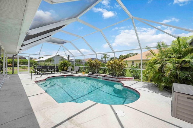 5028 Greenway Ct, North Port, FL 34287 - swimming pool featuring a patio and a lanai