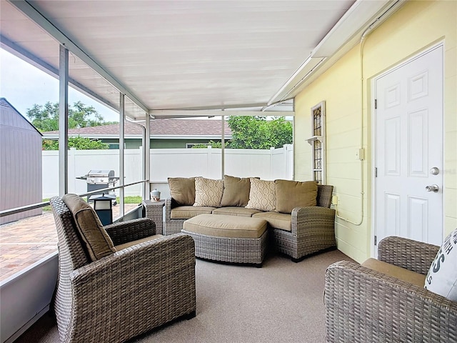 3274 Savage Rd, Sarasota, FL 34231 - sunroom featuring an outdoor living space