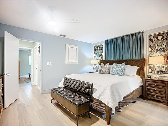 3274 Savage Rd, Sarasota, FL 34231 - bedroom with light wood-type flooring and baseboards