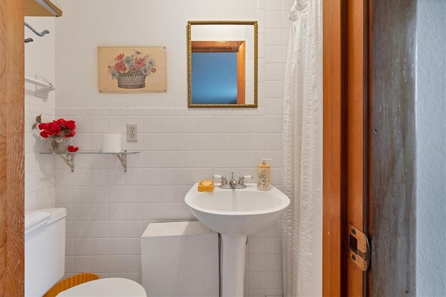 12001 Daroco Ln, North Port, FL 34287 - bathroom featuring tile walls